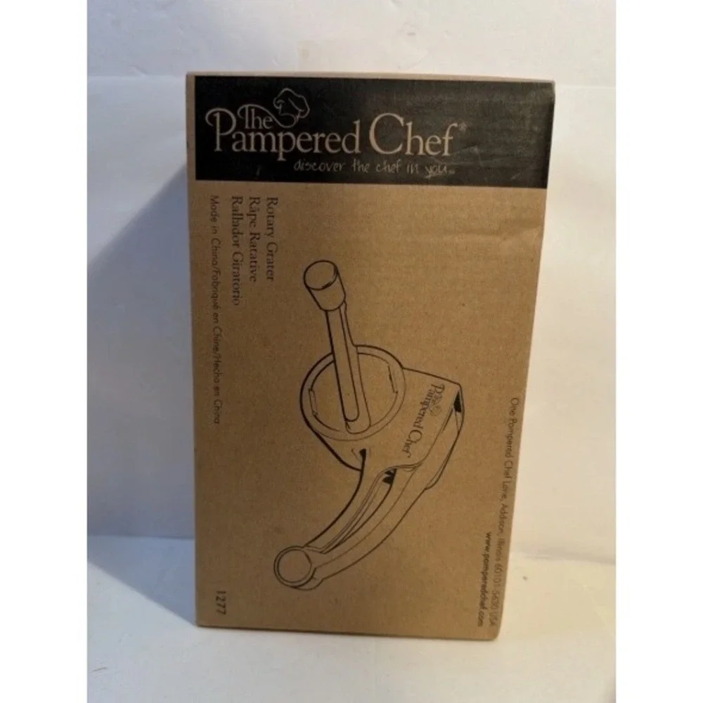 New Pampered Chef #1275 Deluxe Cheese Grater Handheld NIB